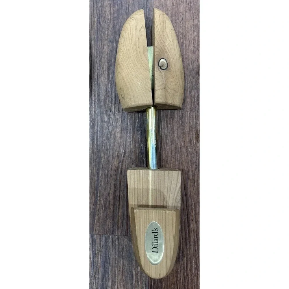 Shoe Trees Stretchers Clarks Dillards J&M Cedar Set Of 7